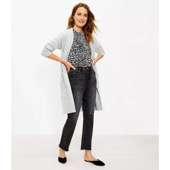 Loft Destructed High Rise Straight Crop Jeans in Washed Black Size 6 / 28 - Picture 15 of 16